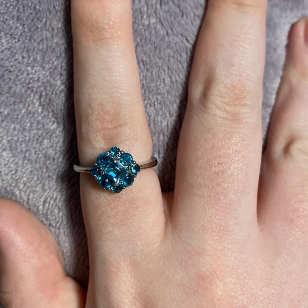 Fragrant jewels blue ring swarovski crystals